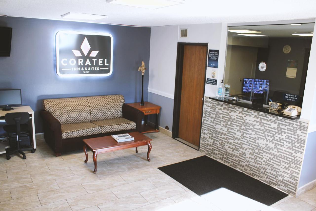 Coratel Inn & Suites By Jasper Hastings מראה חיצוני תמונה
