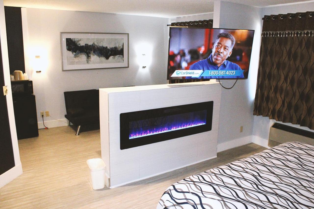 Coratel Inn & Suites By Jasper Hastings מראה חיצוני תמונה