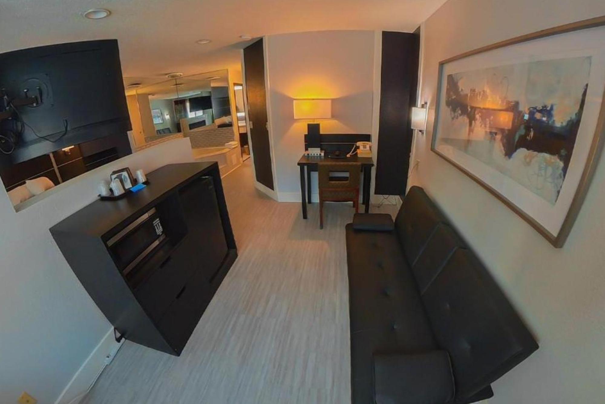 Coratel Inn & Suites By Jasper Hastings מראה חיצוני תמונה