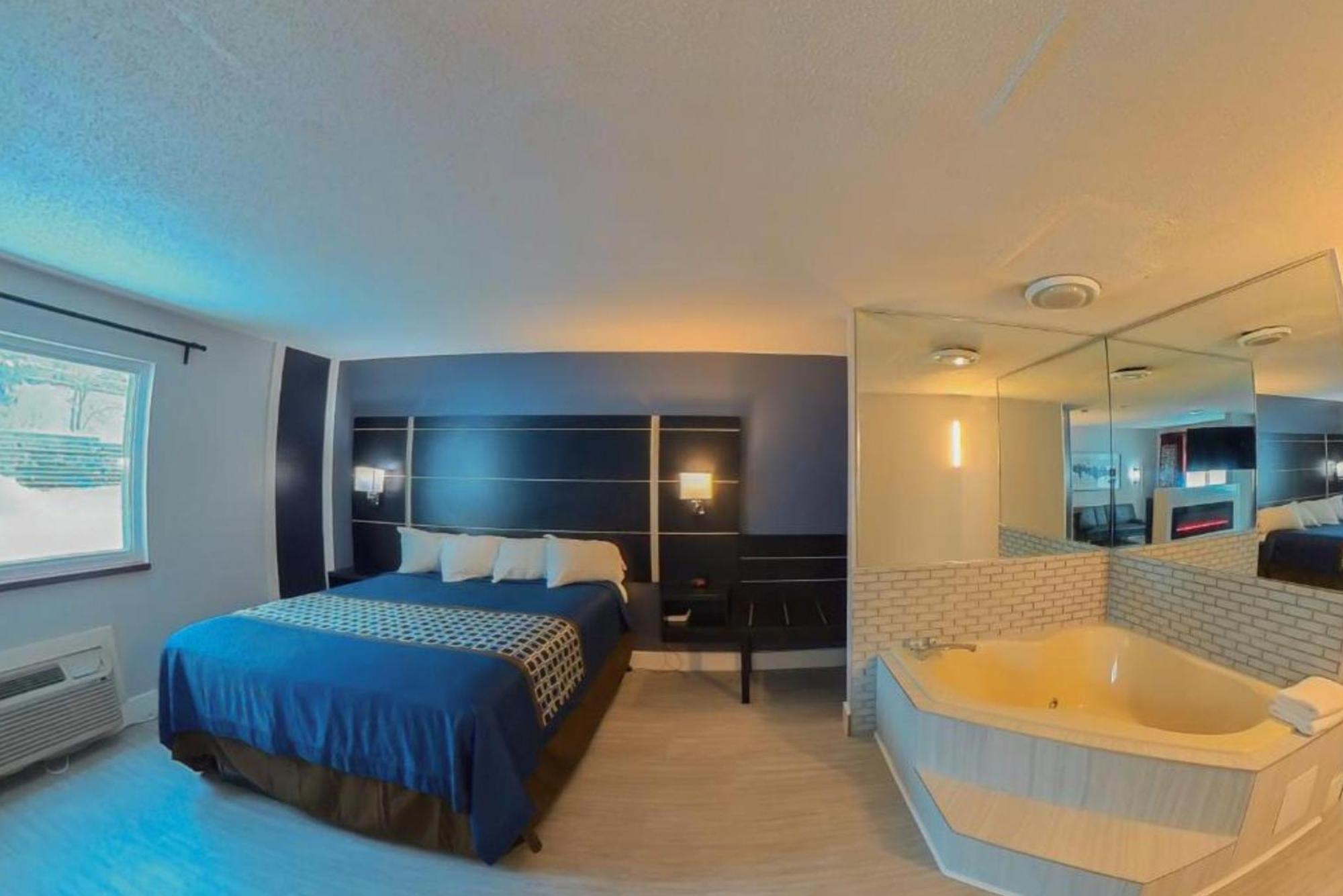 Coratel Inn & Suites By Jasper Hastings מראה חיצוני תמונה